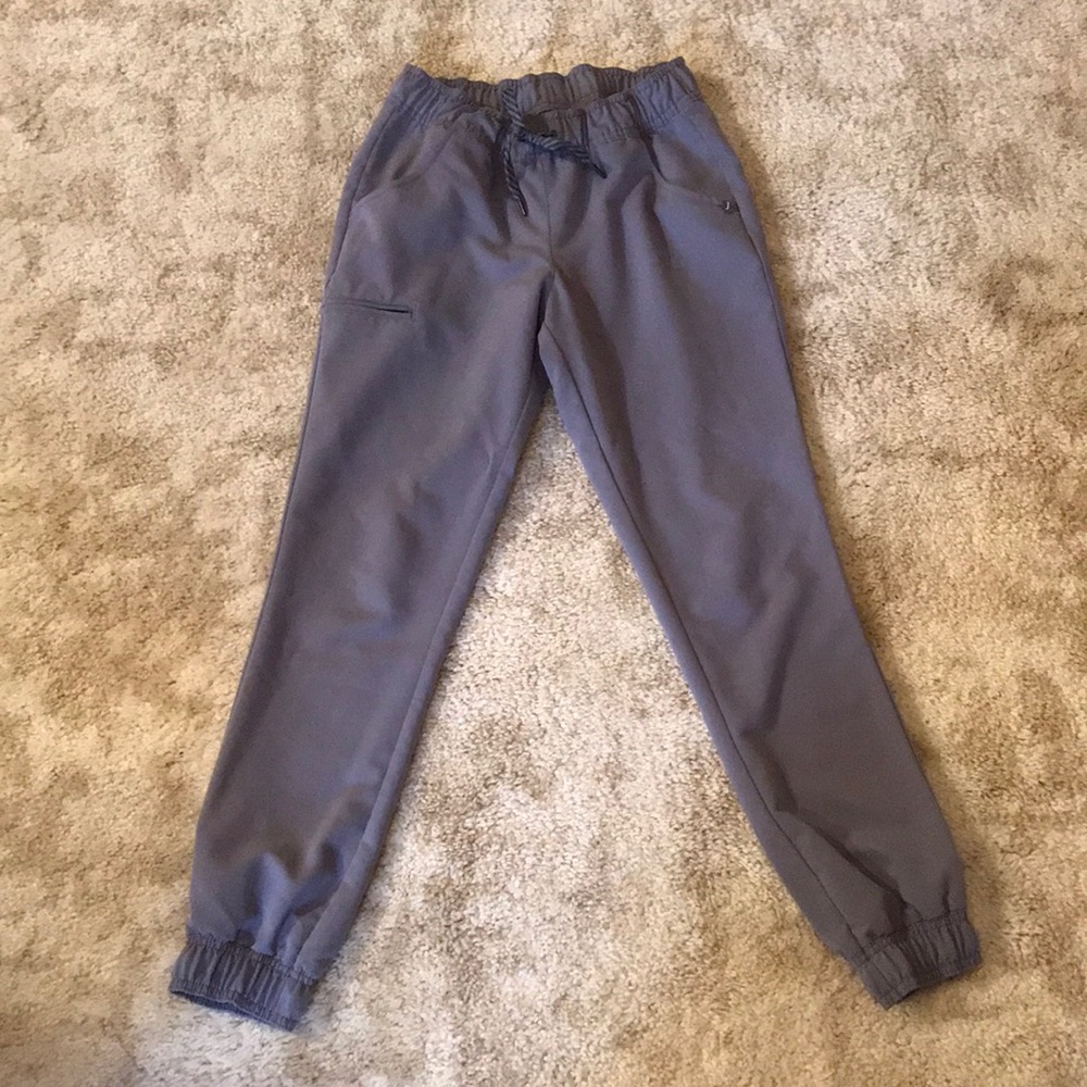 Jaanuu Women’s grey scrub jogger size XS